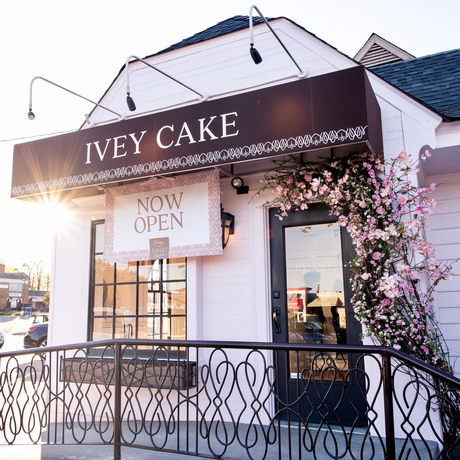 Ivey Cake bakery storefront in Brentwood